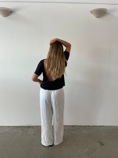 Charlotte Tee in Black