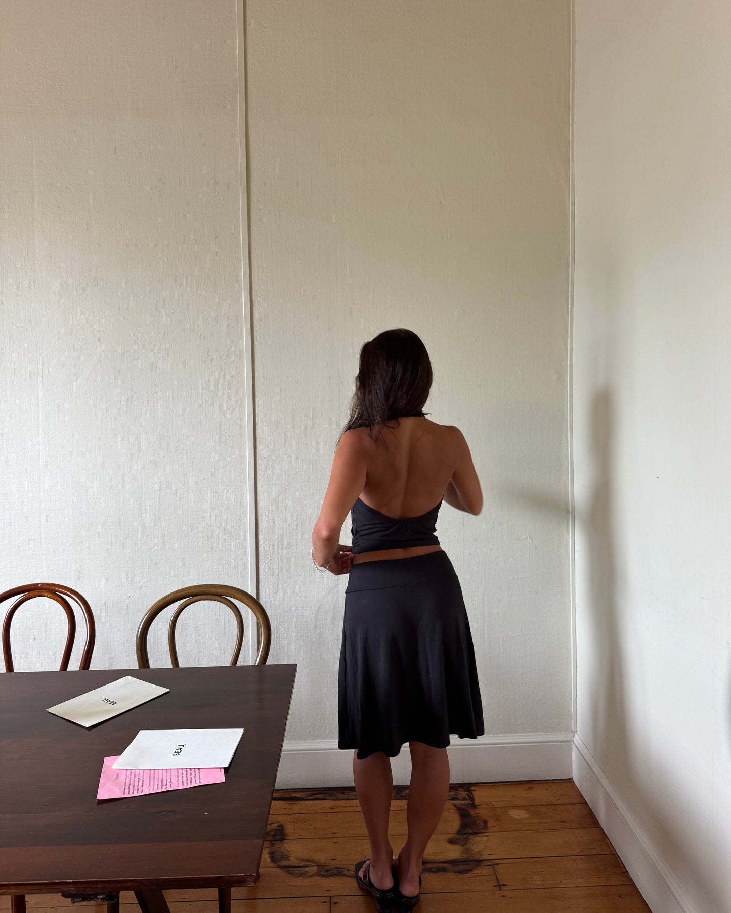 Lou Midi Skirt - Black